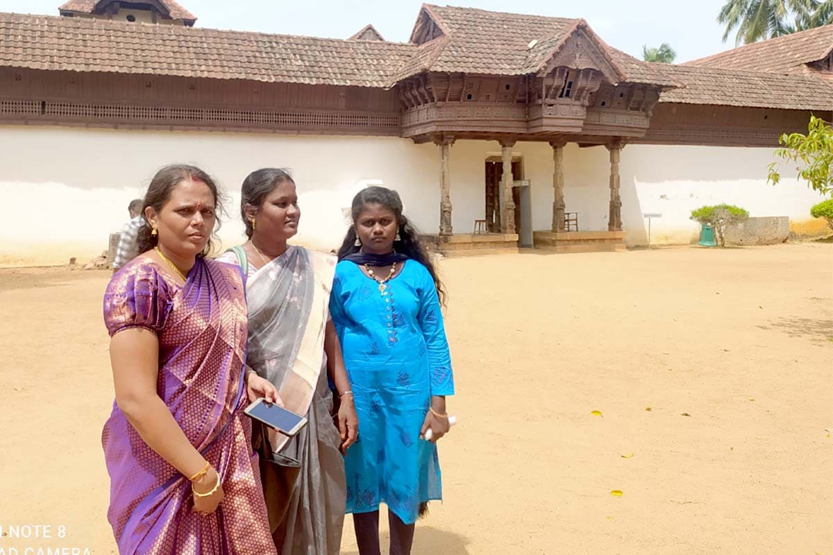 Best Couples Resorts in Paramakudi